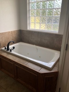 Building Photo - NEWER HOME ON QUIET STREET