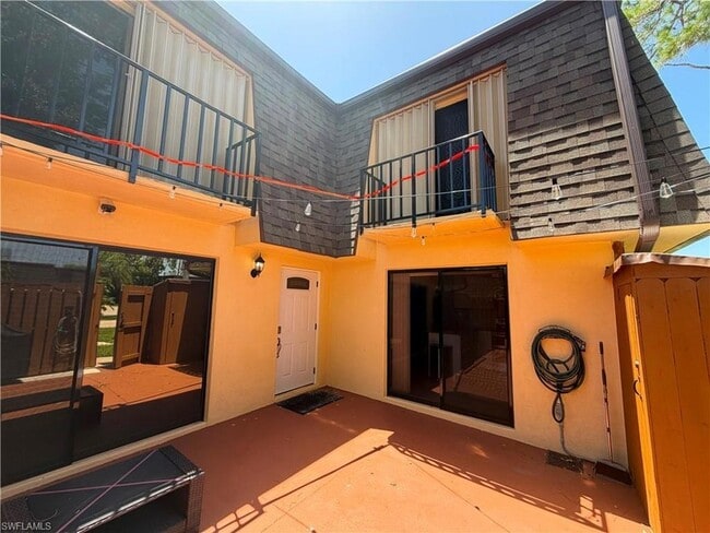 Building Photo - 5556 Malt Dr