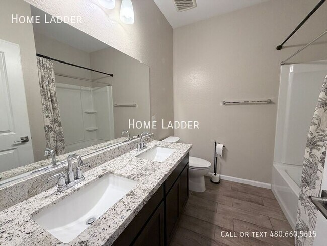 Building Photo - 1997 E Wetleaf Pl