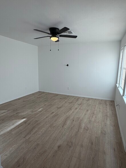 New luxury vinyl plank flooring throughout! - 615 S 6th St