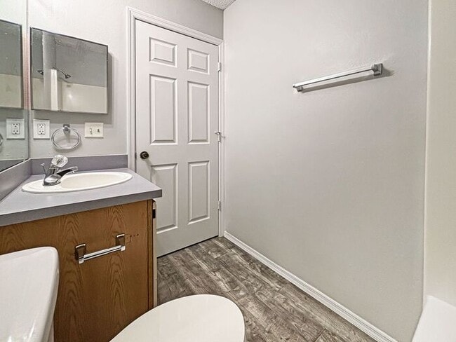 Building Photo - Beautiful 3-Bedroom Home: A Perfect Blend ...