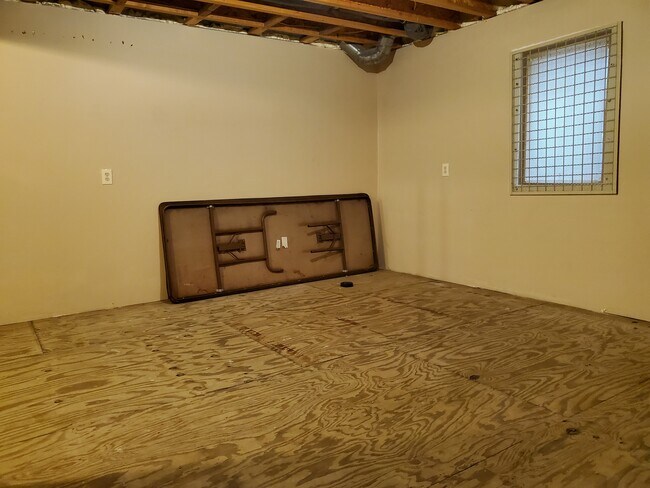 Building Photo - 1519 Portland Ave S