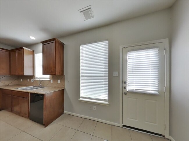 Building Photo - 21526 Lovis Way