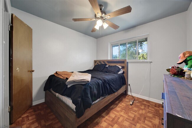 Building Photo - 1559 Diplomat Way