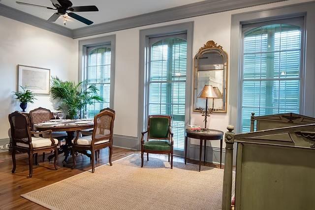 Building Photo - 533 Dumaine St