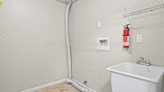 Building Photo - 4106 Rosalia Ln