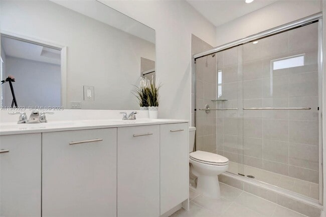 Building Photo - 2455 NW 119th St