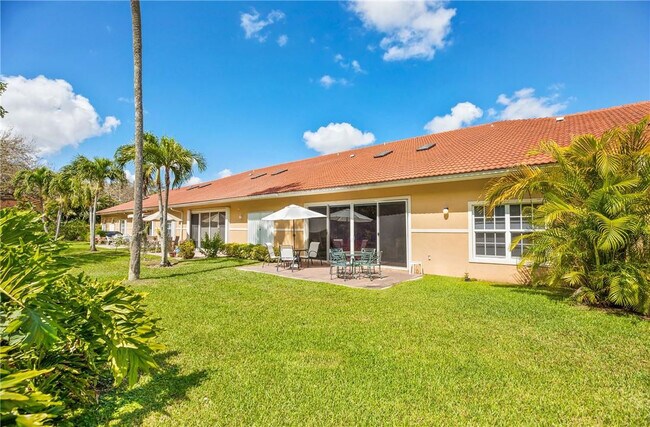 Building Photo - 4106 Carriage Dr