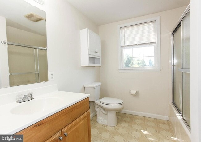 Building Photo - 3263 St Johns Ln