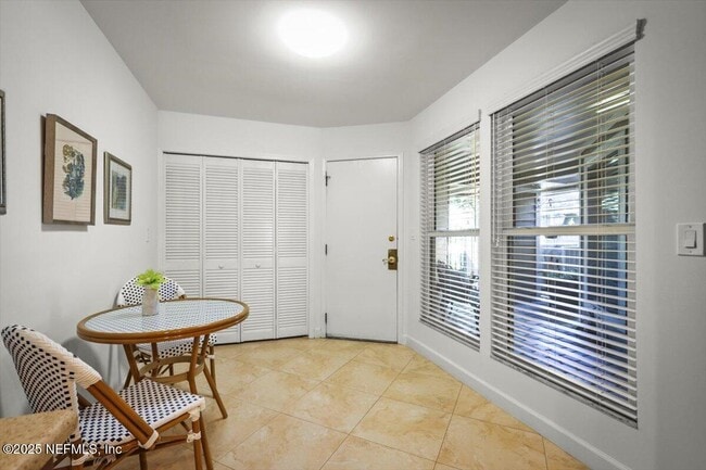 Building Photo - 106 Willow Pond Ln