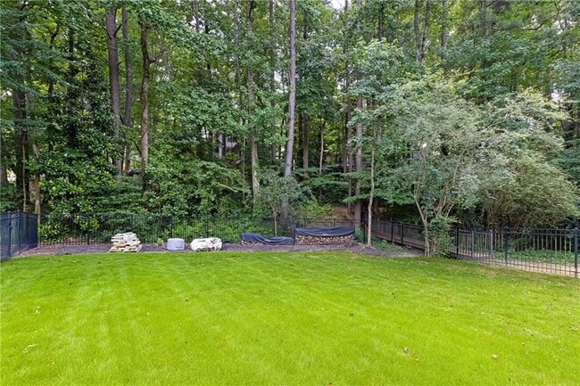 Building Photo - 4332 Cove Way Dr NE