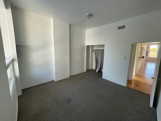 Building Photo - 1531 N Wells St