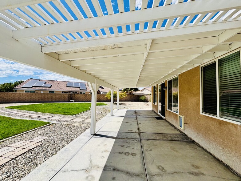 Building Photo - 4640 Trojan Ct
