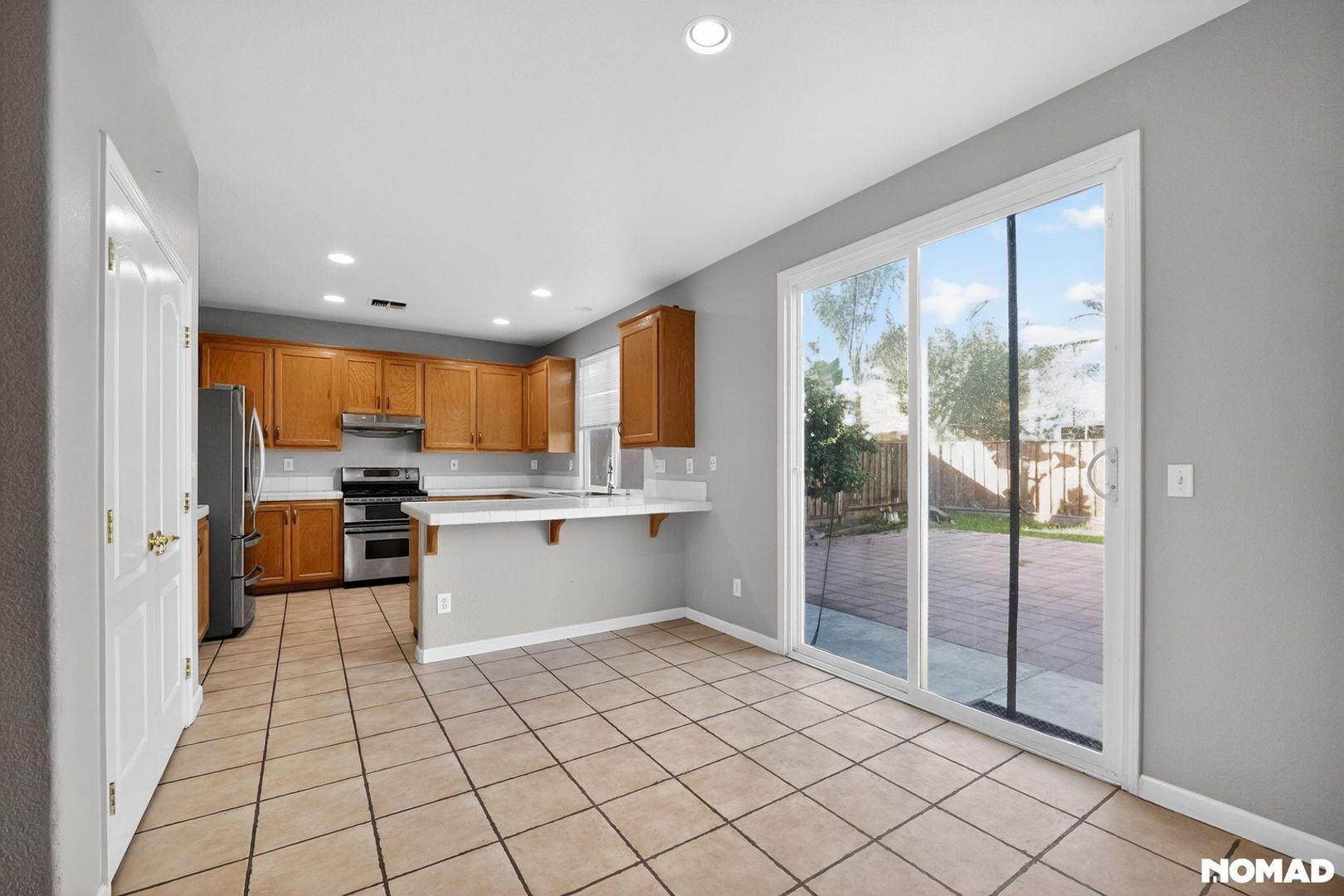 Building Photo - 1843 Oswego Ct