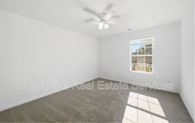 Building Photo - 2021 Livingston St