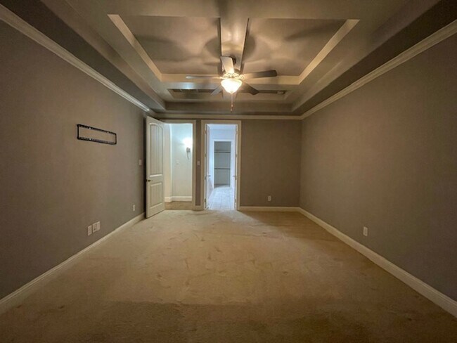 Building Photo - 2403 Cabrillo Ln