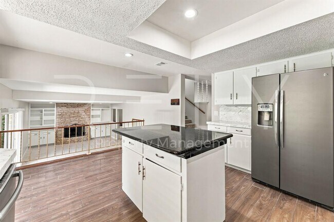 Building Photo - 2404 Gabriel View Dr