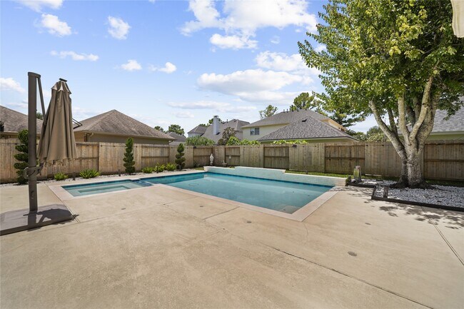 Building Photo - 3006 Brooks Ct
