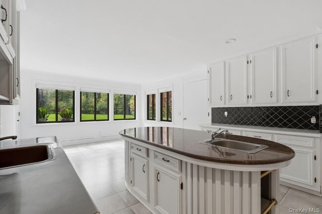 Building Photo - 19 Frost Creek Dr