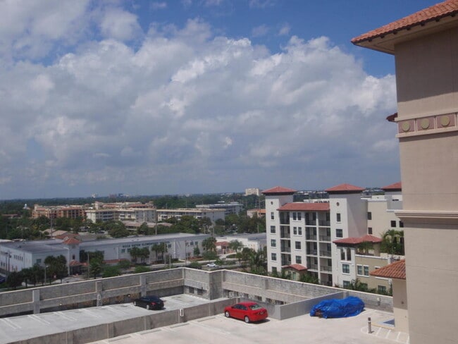 Building Photo - 233 S Federal Hwy