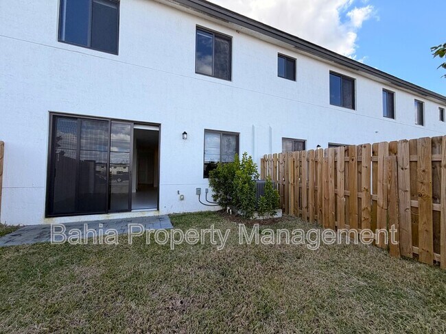 Building Photo - 18977 SW 344th Ter