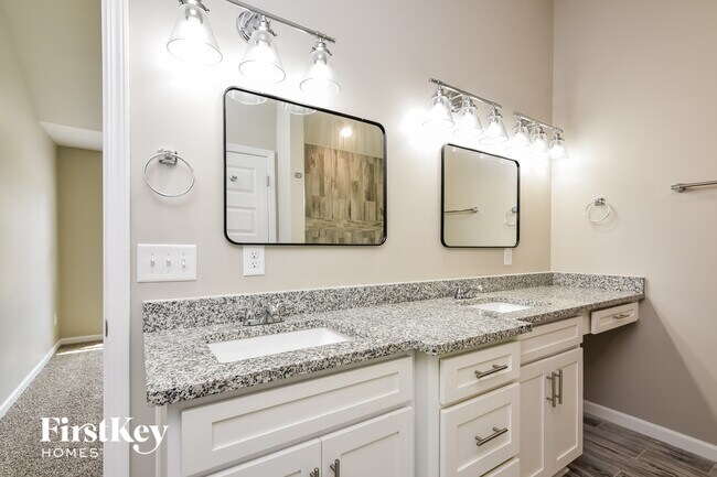 Building Photo - 6188 Leverett Dr