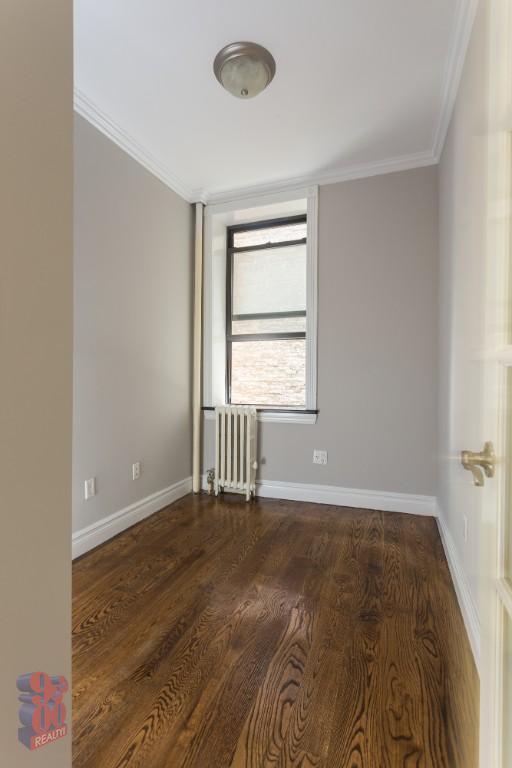 Building Photo - 326 E 35th St