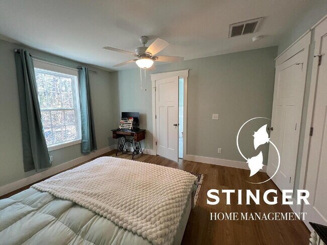 Building Photo - 30 Wade Hampton Dr