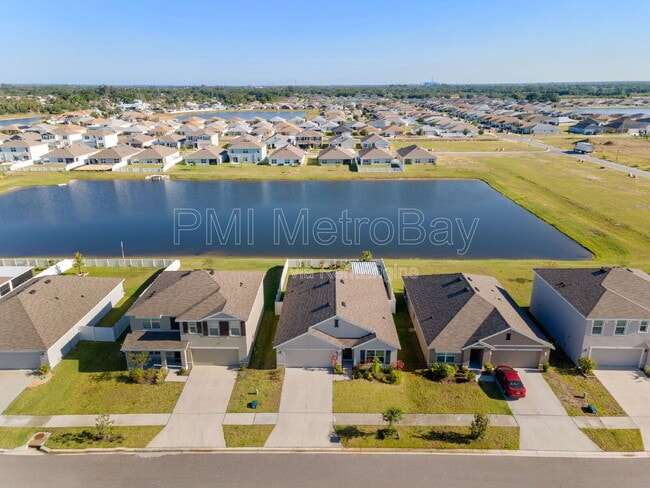 Building Photo - 816 Will Scarlett Ave