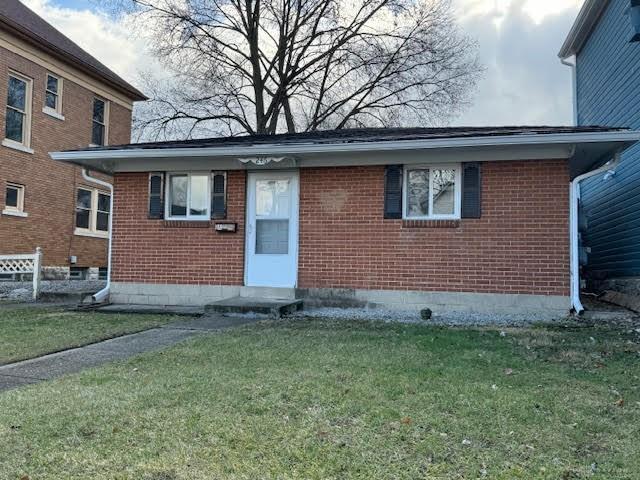 Building Photo - 246 Oak St