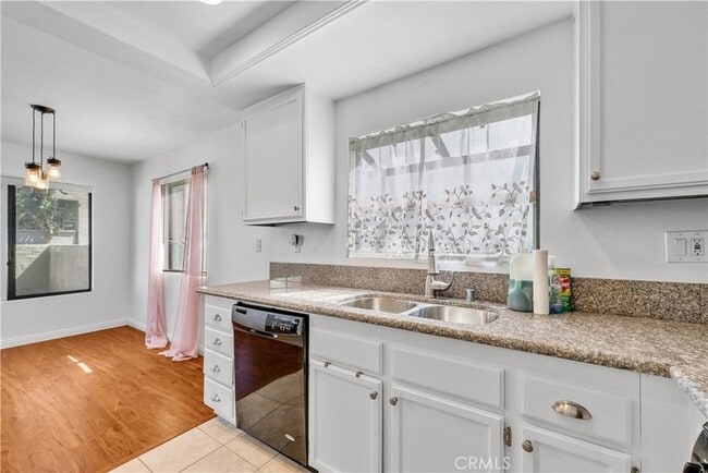 Building Photo - 5422 Chippewa Ct