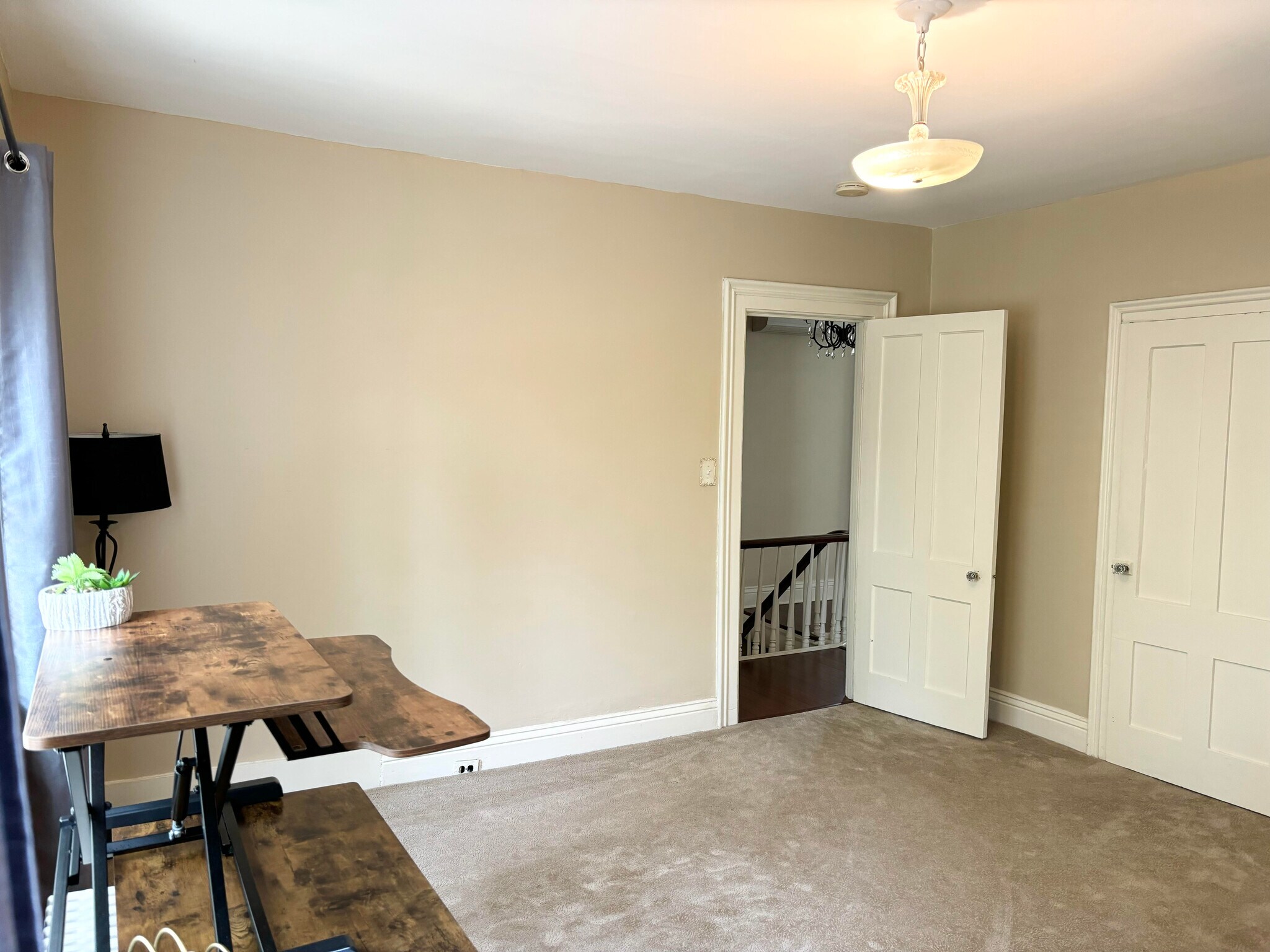 Upstairs Guest Bedroom 1 - 61 Park St