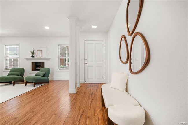 Building Photo - 1412 Buena Vista