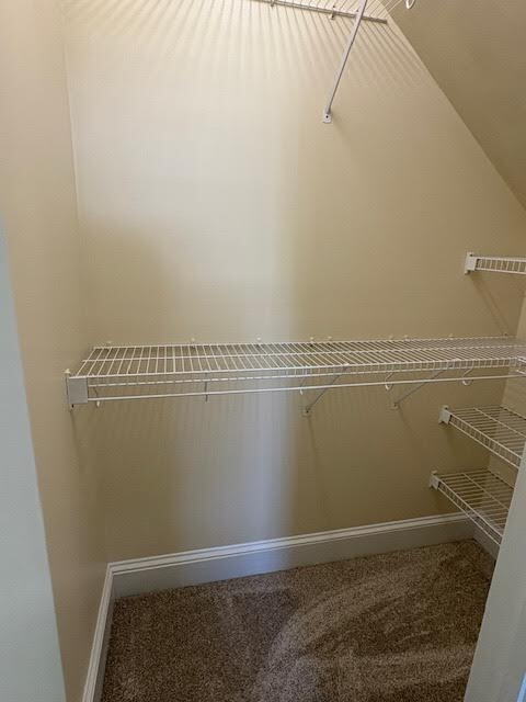 Building Photo - "Spacious Elegance Awaits: 3-Bed, 3.5-Bath...