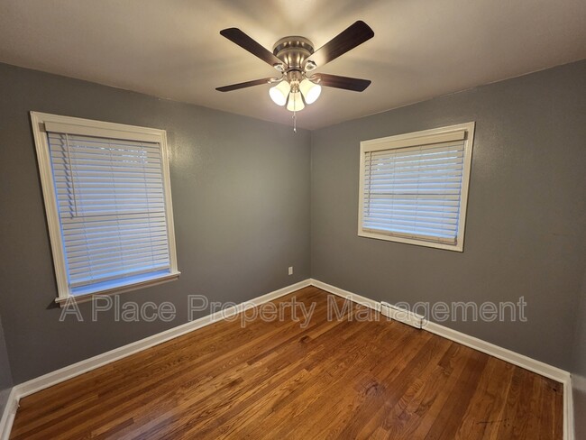 Building Photo - 1358 Highmont Dr