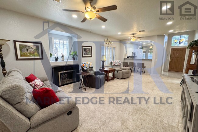 Building Photo - 3Bed/2Bath Furnished Home in 55+ Community in Peoria! Move-In Ready on 03/05/2026!