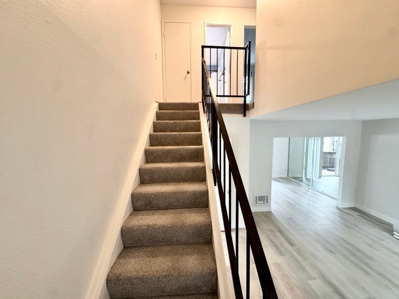 Building Photo - 7958 Mission Center Ct