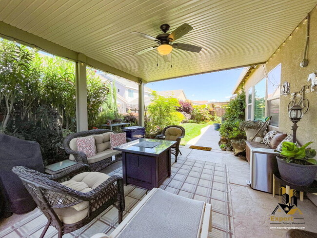 Building Photo - 6064 Cohasset Dr