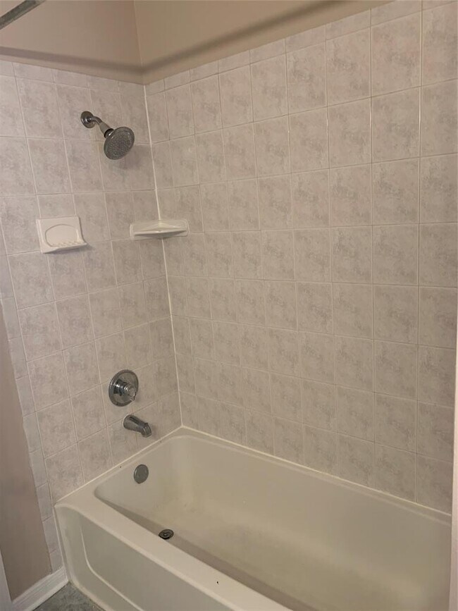 Building Photo - 3215 Tree Grove Dr