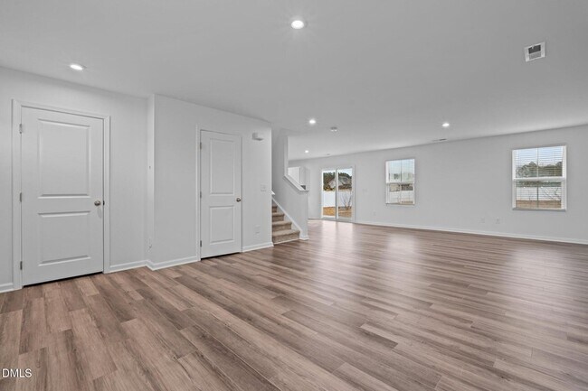 Building Photo - 27 Bird Dog Dr