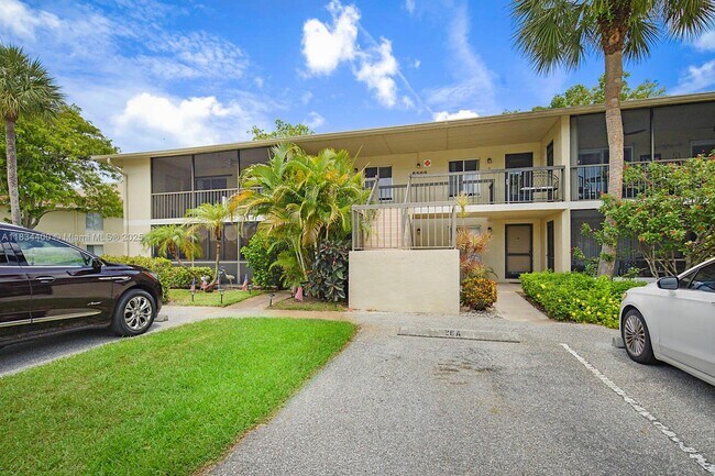 Building Photo - 6568 Chasewood Dr