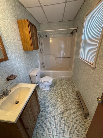 Building Photo - 8411 Shannon Rd