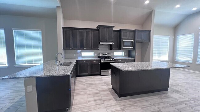 Building Photo - 4218 Haven Crest Ln
