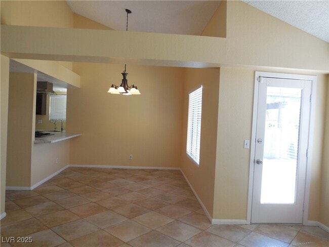 Building Photo - 822 Schooner Dr