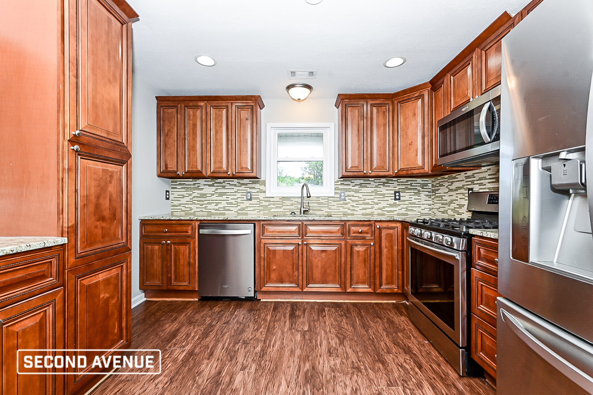 Building Photo - 222 Ferguson Ave