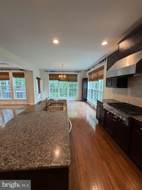 Building Photo - 997 Powder Horn Dr