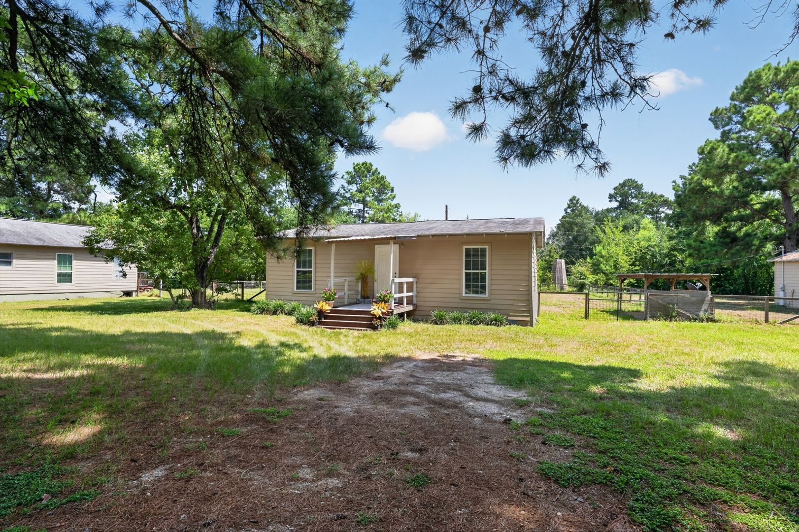 Building Photo - 2827 Bobville Rd