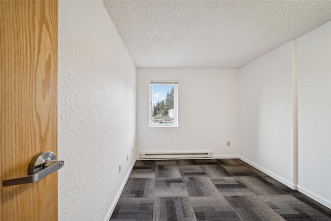 Building Photo - 4014 Ben Walters Ln