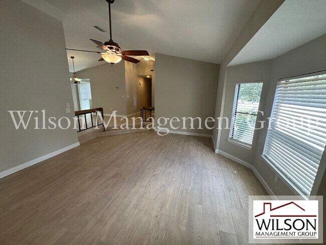 Building Photo - 840 Maraval Ct