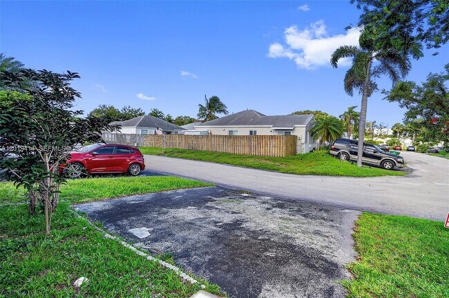 Building Photo - 20841 SW 103rd Ct